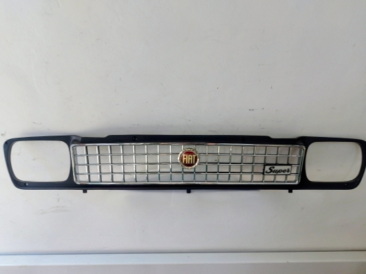 Kühlergrill Fiat 127 Super    AKTION!