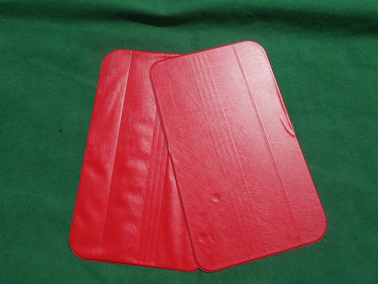 Satz Türverkleidungen Kunststoff rot