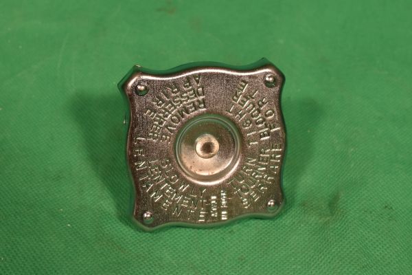 Kühlerdeckel