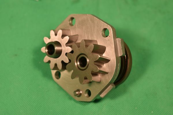 Ölpumpe Premium 500R/126 mit Steuergehäusedeckel