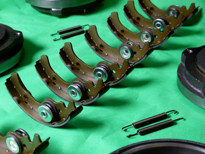 Bremstrommelkit Fiat 500 N,D,F,L,R 126.l 1.Serie Premium