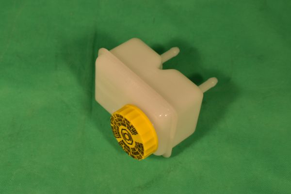 Bremsflüssigkeitsbehälter 2000