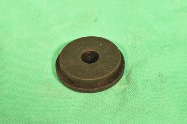 Gummi für Auspuffhalter 850