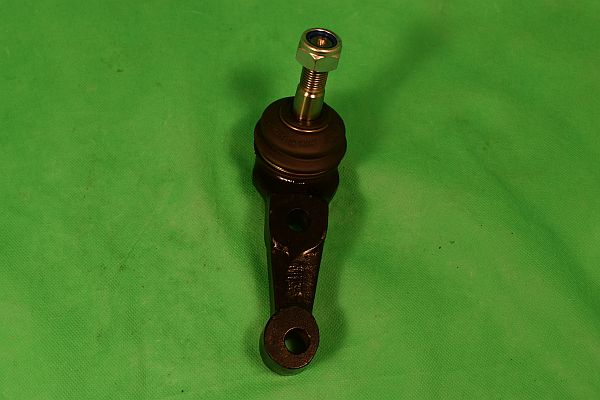 Tragarmkopf hinten links X1/9