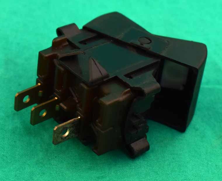 Schalter für Instrumenten- beleuchtung X1/9 4G