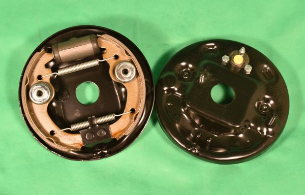 Satz Bremsträger vorne Fiat 500 komplett Premium