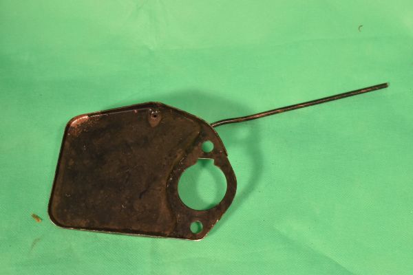 Fiat 1100 (Weber 32IMP-Vergaser) Vergasertropfblech