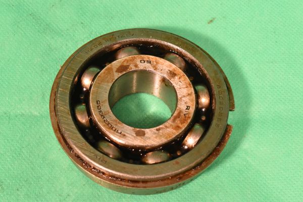 Lager Hauptwelle Mitte 1100/E /Fiat 8V (28x72x19)